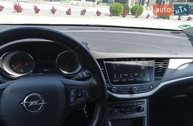 Универсал Opel Astra 2019 в Городке