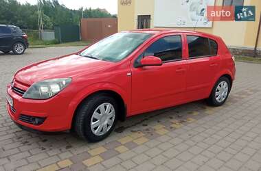 Хэтчбек Opel Astra 2005 в Бродах