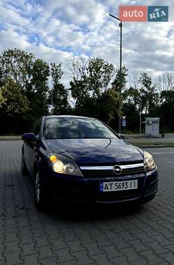 Хетчбек Opel Astra 2004 в Івано-Франківську
