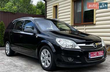 Универсал Opel Astra 2008 в Сарнах