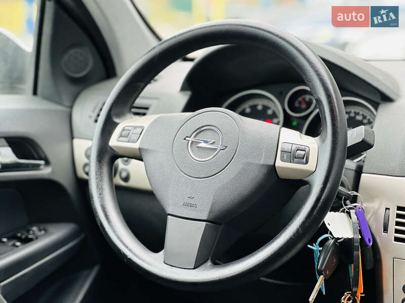 Універсал Opel Astra 2007 в Харкові