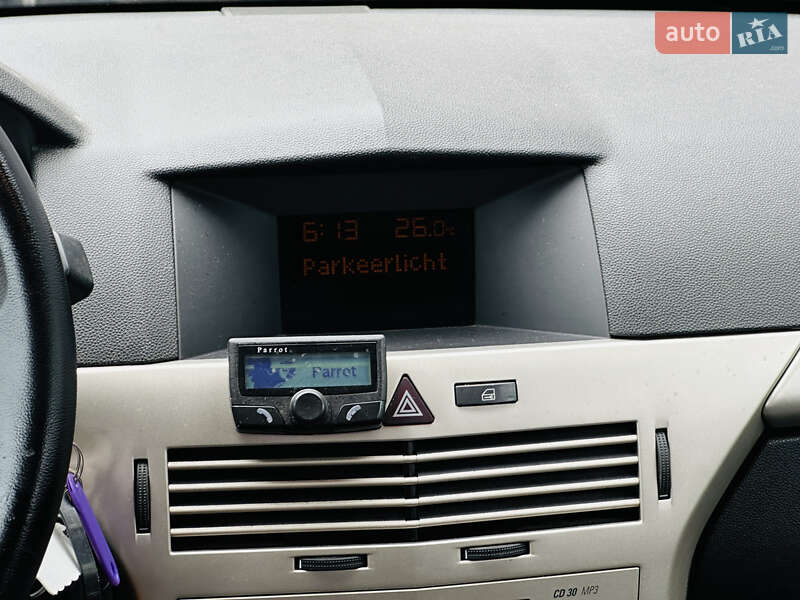 Універсал Opel Astra 2007 в Харкові