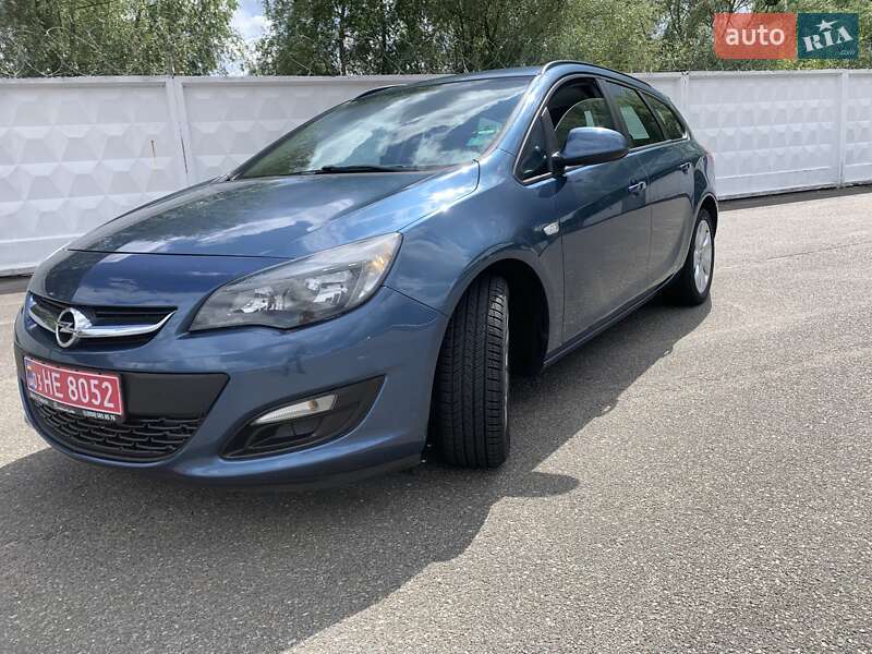 Opel Astra 2013