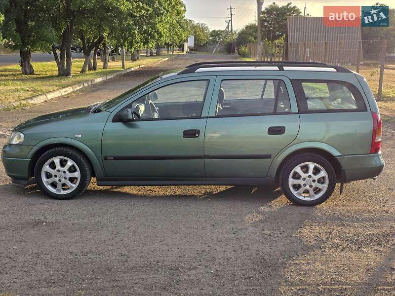 Opel Astra 2000