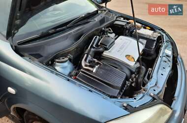 Хэтчбек Opel Astra 1999 в 