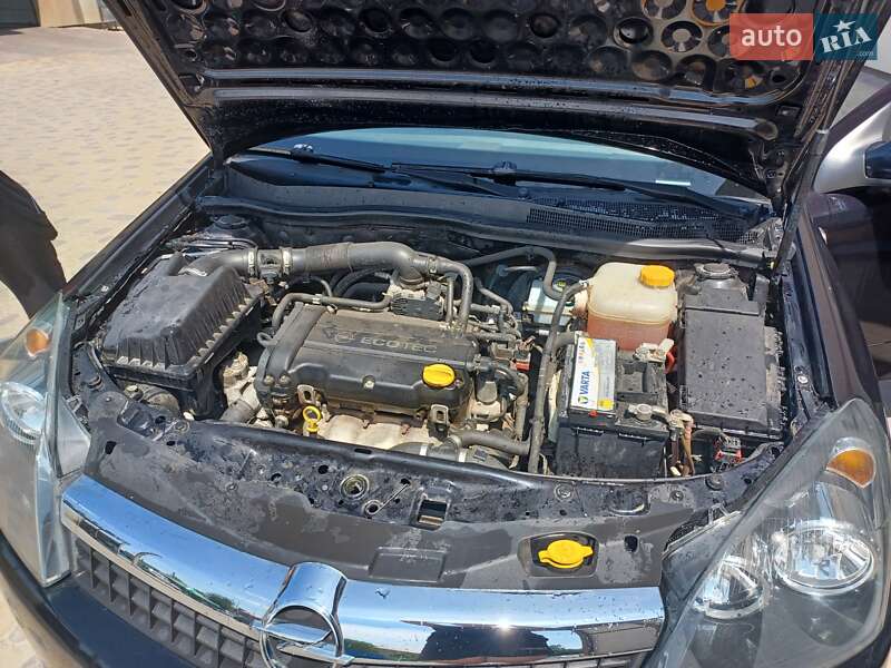 Хэтчбек Opel Astra 2009 в Теребовле