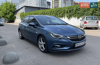 Хэтчбек Opel Astra 2016 в 