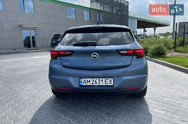 Хэтчбек Opel Astra 2016 в 