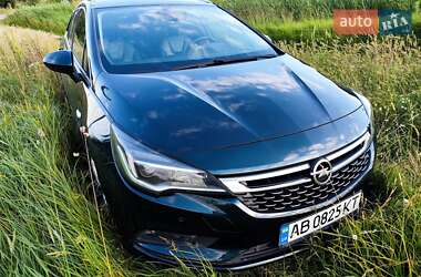 Універсал Opel Astra 2017 в Києві