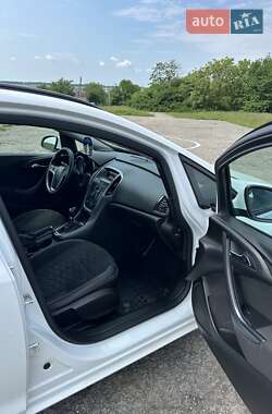 Универсал Opel Astra 2016 в 