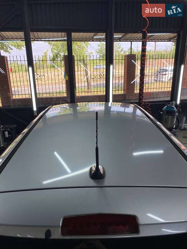 Универсал Opel Astra 2010 в Кривом Роге