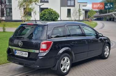 Универсал Opel Astra 2008 в Киеве