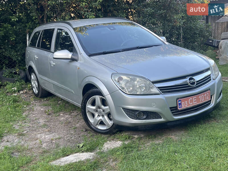 Универсал Opel Astra 2008 в Тернополе