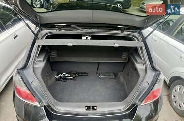 Хэтчбек Opel Astra 2008 в 