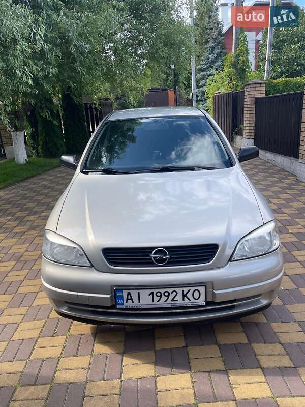 Opel Astra 2008