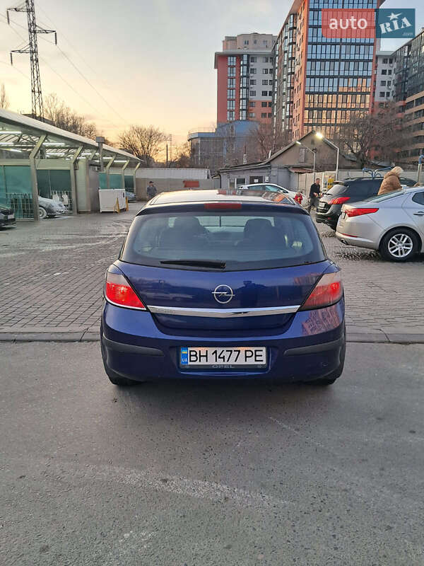 Универсал Opel Astra 2004 в Одессе