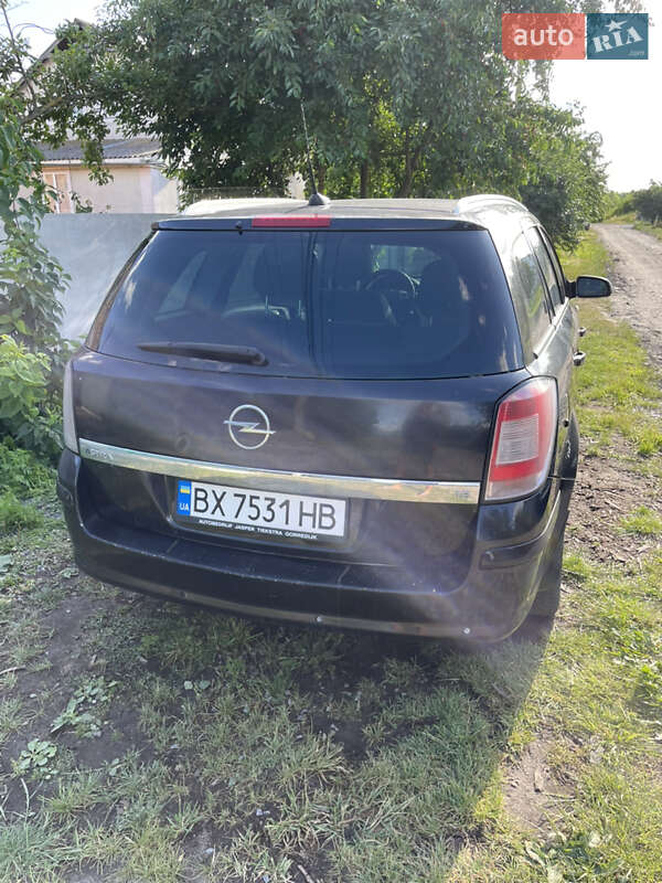 Універсал Opel Astra 2008 в Грицеві