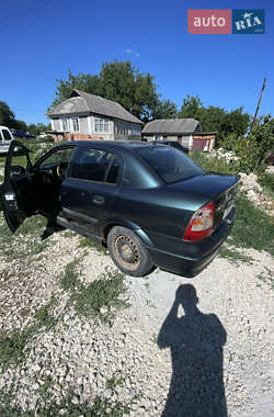 Седан Opel Astra 2004 в 