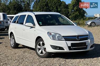 Універсал Opel Astra 2010 в Стрию