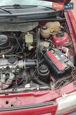 Хэтчбек Opel Astra 1992 в 