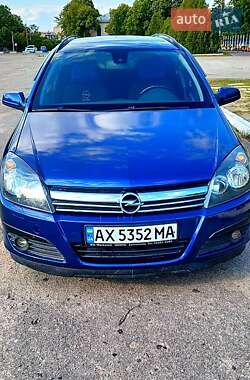 Универсал Opel Astra 2006 в 