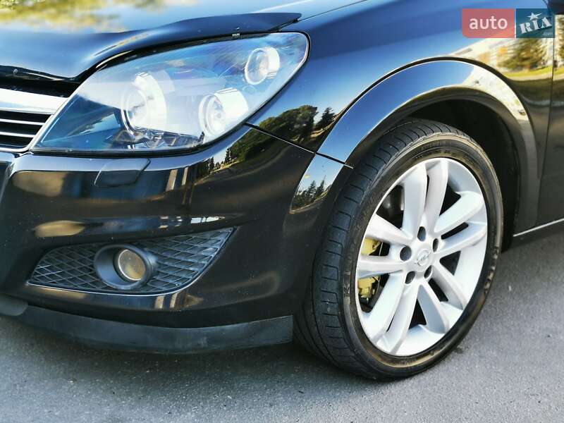 Универсал Opel Astra 2008 в Черновцах
