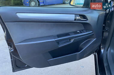 Універсал Opel Astra 2005 в 