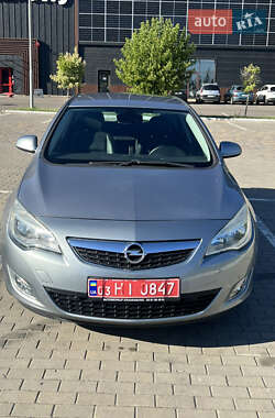 Хэтчбек Opel Astra 2010 в Луцке