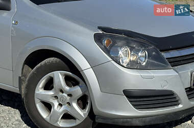 Универсал Opel Astra 2006 в 