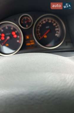 Хэтчбек Opel Astra 2005 в Киеве