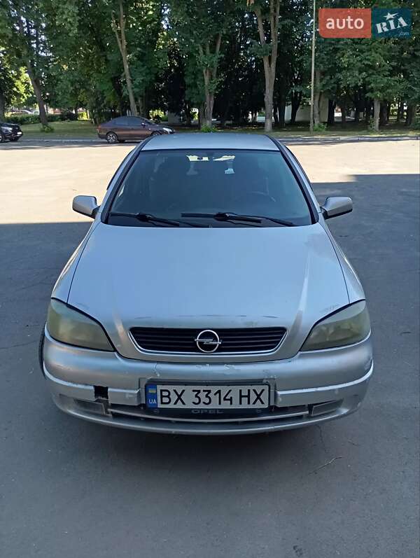 Opel Astra 2004