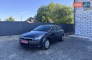 Хетчбек Opel Astra 2006 в 