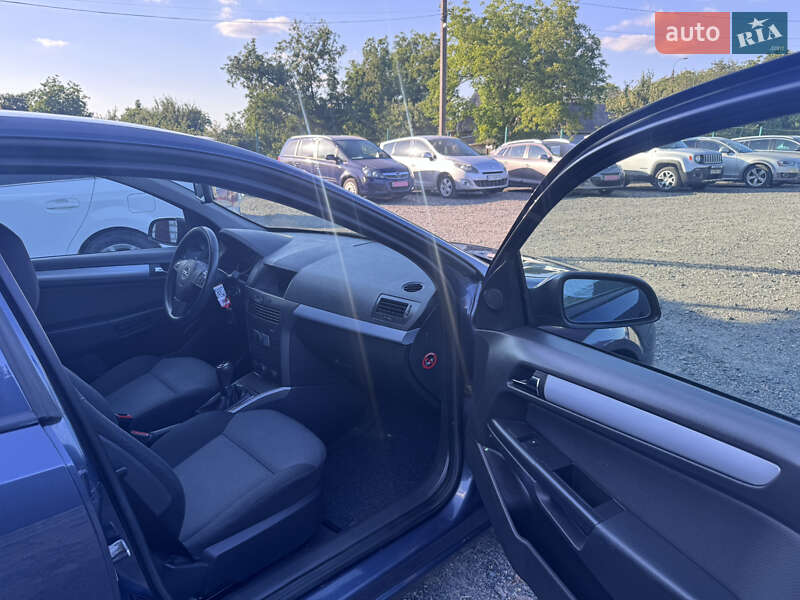Хэтчбек Opel Astra 2006 в Звенигородке фото 53 Хэтчбек Opel Astra 2006 в Звенигородке