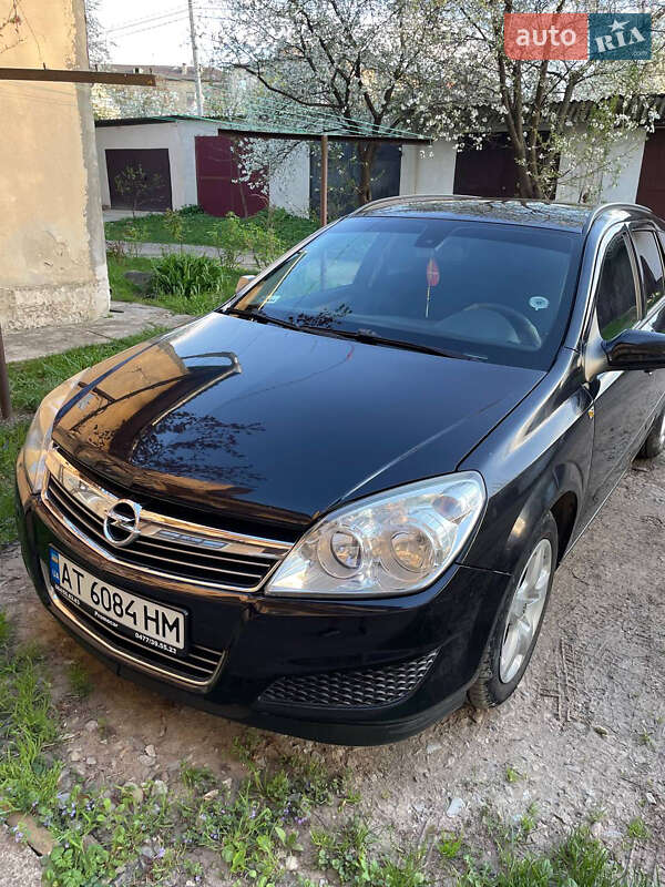 Универсал Opel Astra 2007 в Ивано-Франковске