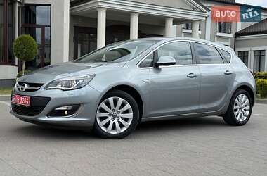Хетчбек Opel Astra 2014 в 