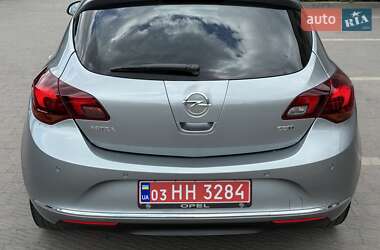 Хетчбек Opel Astra 2014 в 
