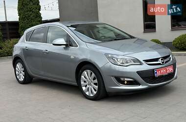 Хетчбек Opel Astra 2014 в 