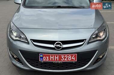 Хетчбек Opel Astra 2014 в 