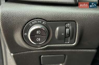 Хетчбек Opel Astra 2014 в 