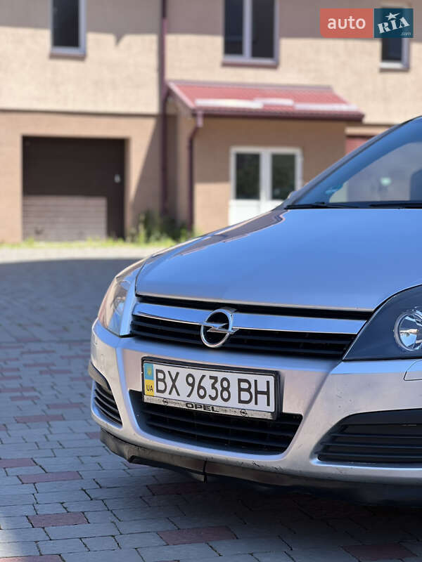 Хетчбек Opel Astra 2006 в Івано-Франківську