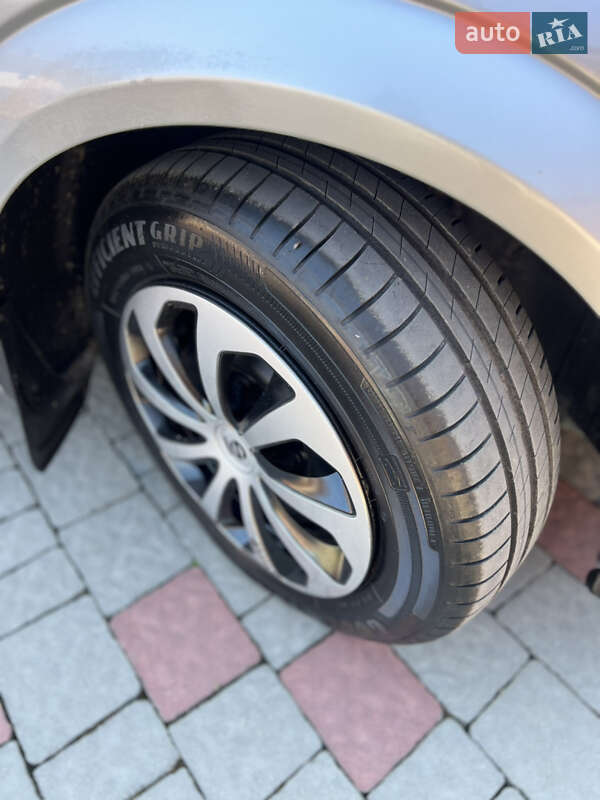 Хетчбек Opel Astra 2006 в Івано-Франківську