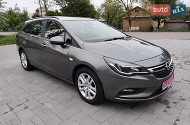 Універсал Opel Astra 2018 в Калуші