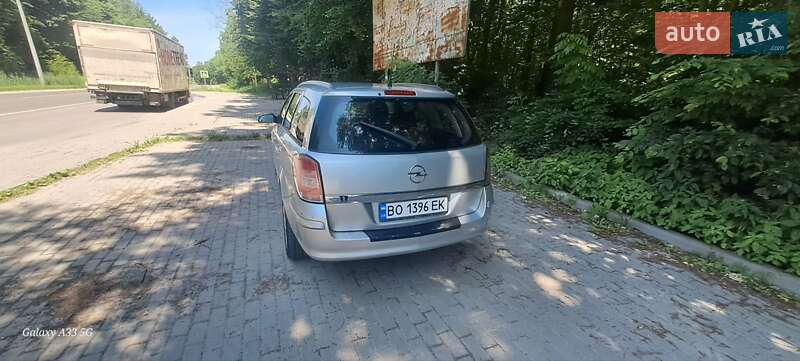 Универсал Opel Astra 2007 в Покровском