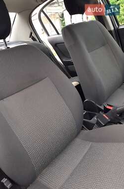 Седан Opel Astra 2006 в Обухові