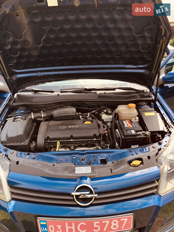 Универсал Opel Astra 2005 в Тернополе
