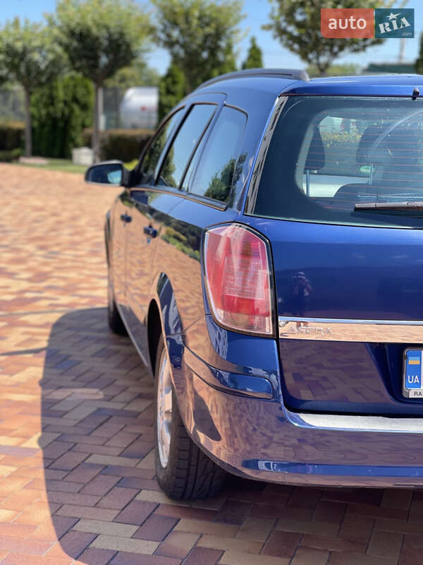 Универсал Opel Astra 2005 в Виннице