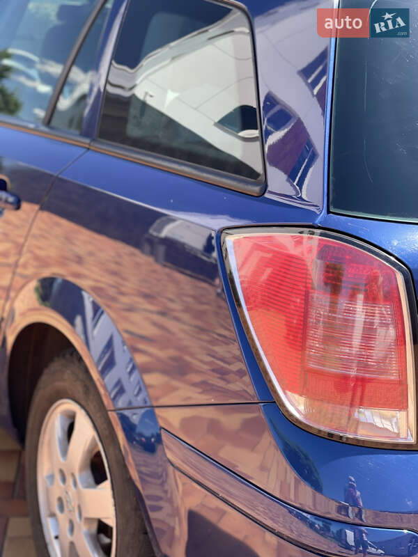 Универсал Opel Astra 2005 в Виннице