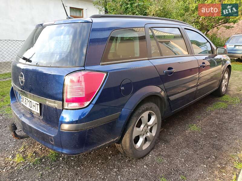 Універсал Opel Astra 2004 в Здолбуніві