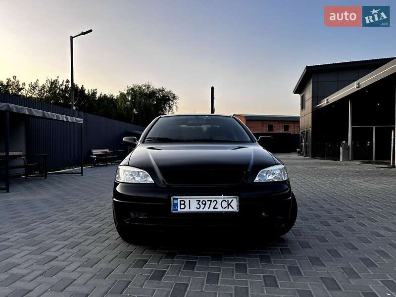 Седан Opel Astra 2008 в Полтаві