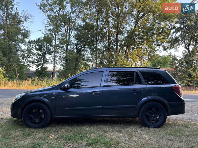 Универсал Opel Astra 2007 в Ивано-Франковске
